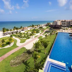 Royalton Riviera Cancun, An Autograph Collection & Casino (adults Only) Feriested